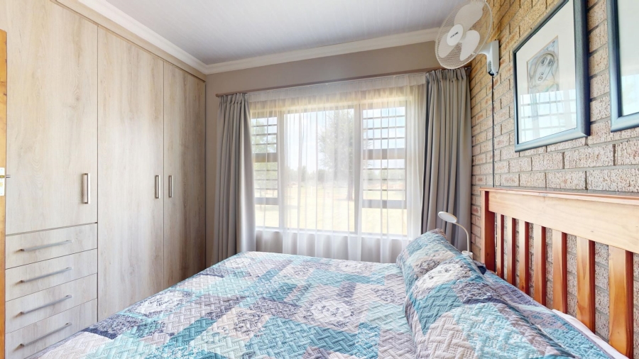 17 Bedroom Property for Sale in Vyfhoek A H North West